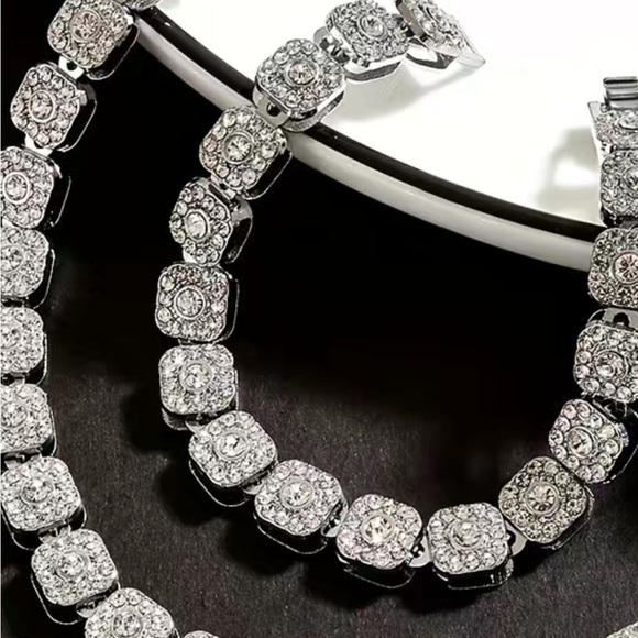 Beautiful set for all holidays, party and gifts! - Picture 5 of 6